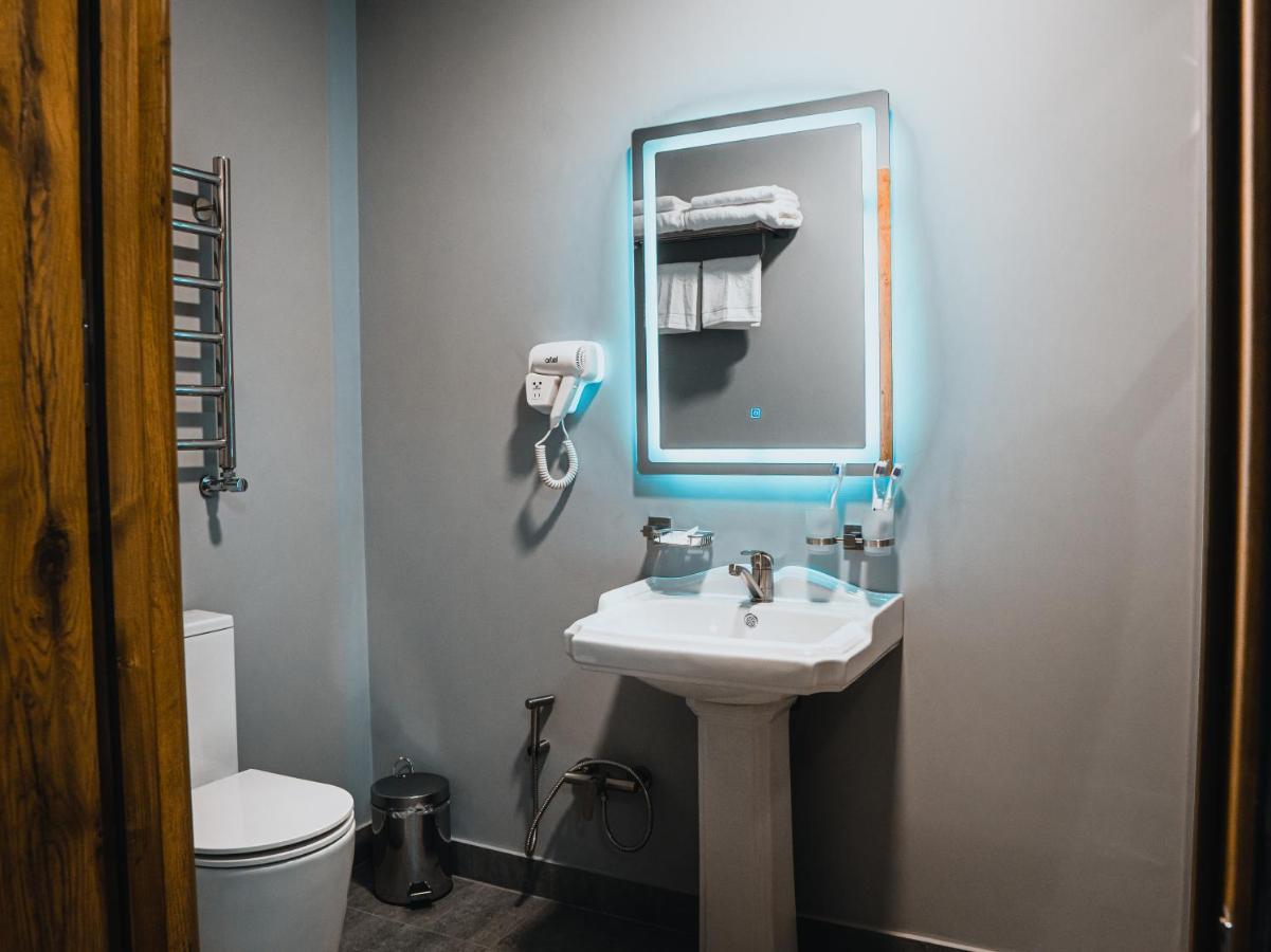 Demure Hotel タシュケント エクステリア 写真