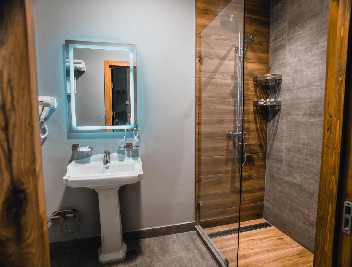 Demure Hotel タシュケント エクステリア 写真