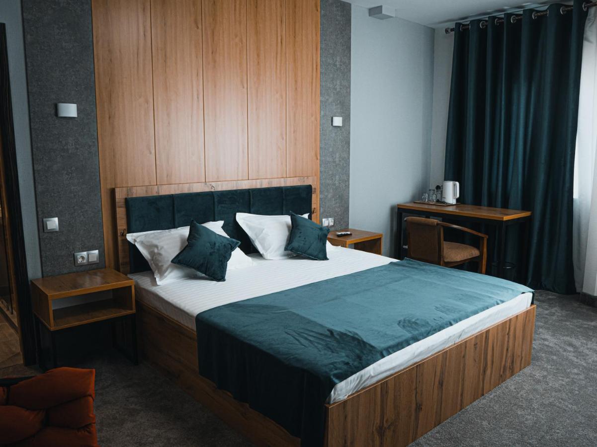 Demure Hotel タシュケント エクステリア 写真